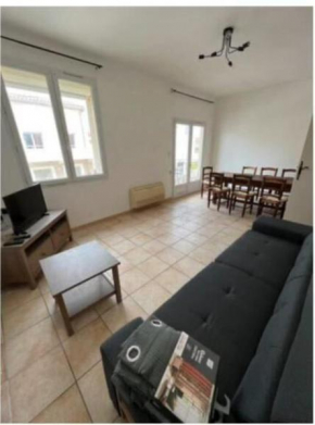Spacious nest in the heart of Le Grau-du-Roi